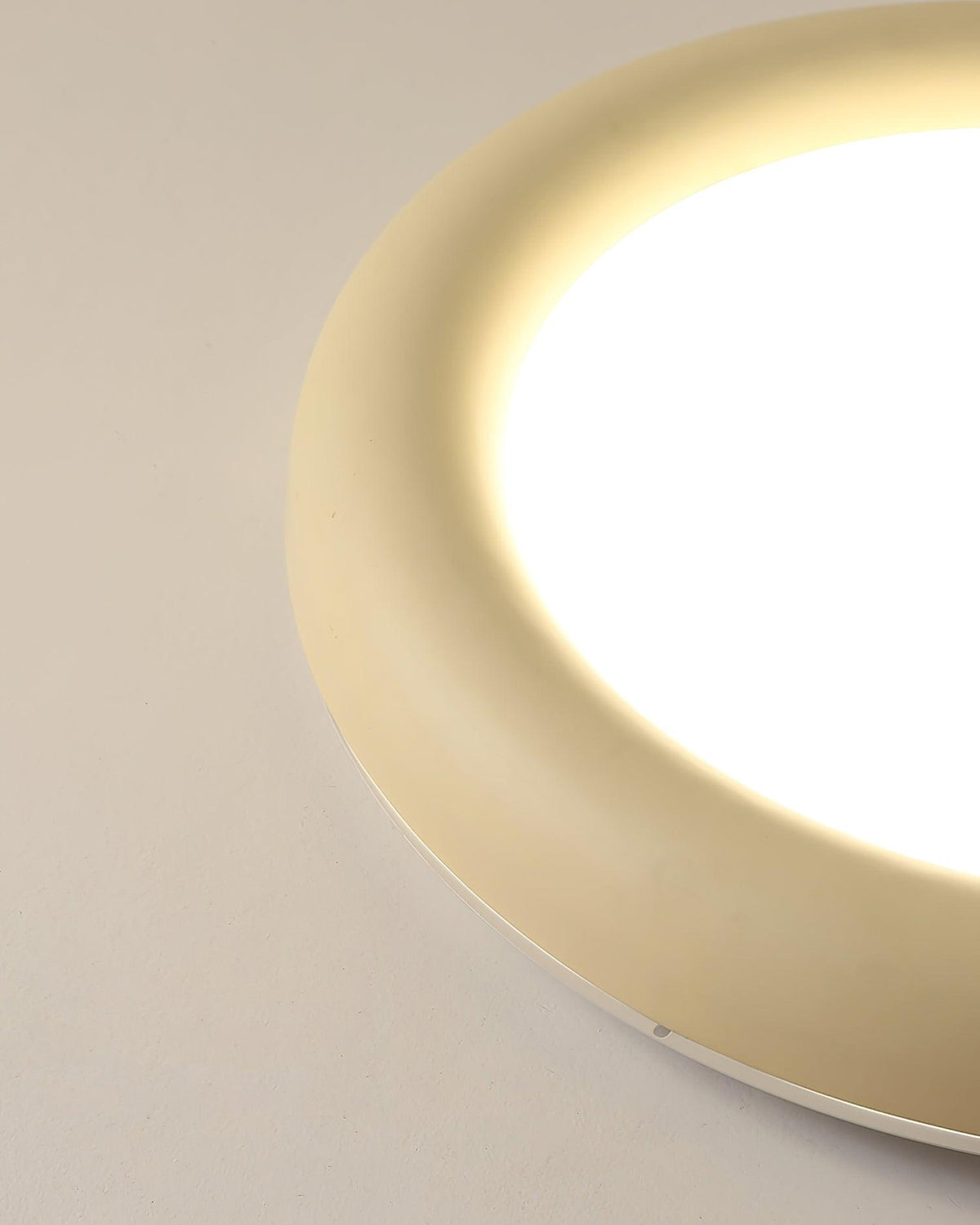 Lumence Plafonnier beige encastré avec rosace en acrylique minimaliste - Neutralighting
