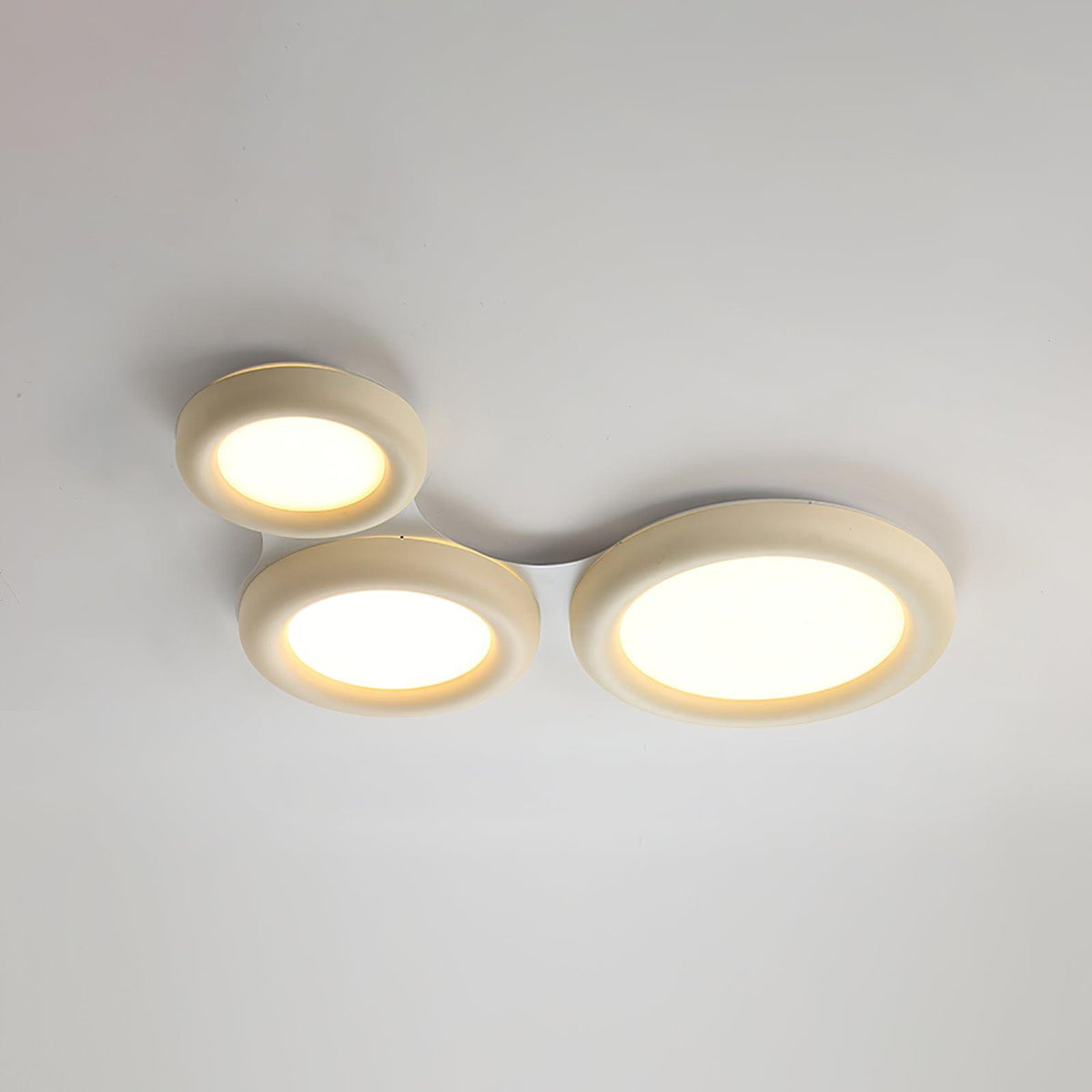 Lumence Plafonnier beige encastré avec rosace en acrylique minimaliste - Neutralighting