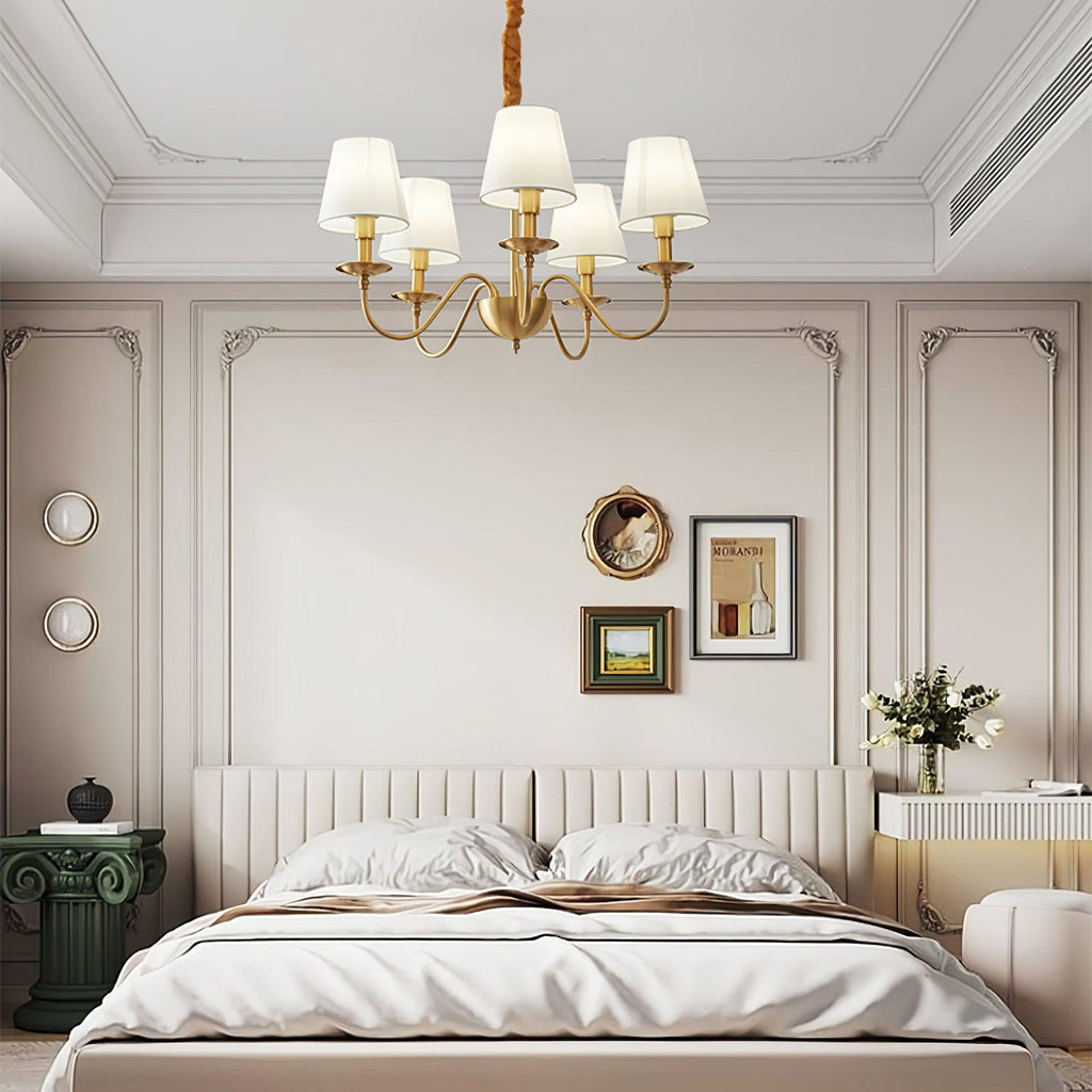 Lustra Chandelier Classique à Abat-jour en Tissu et Laiton - Neutralighting