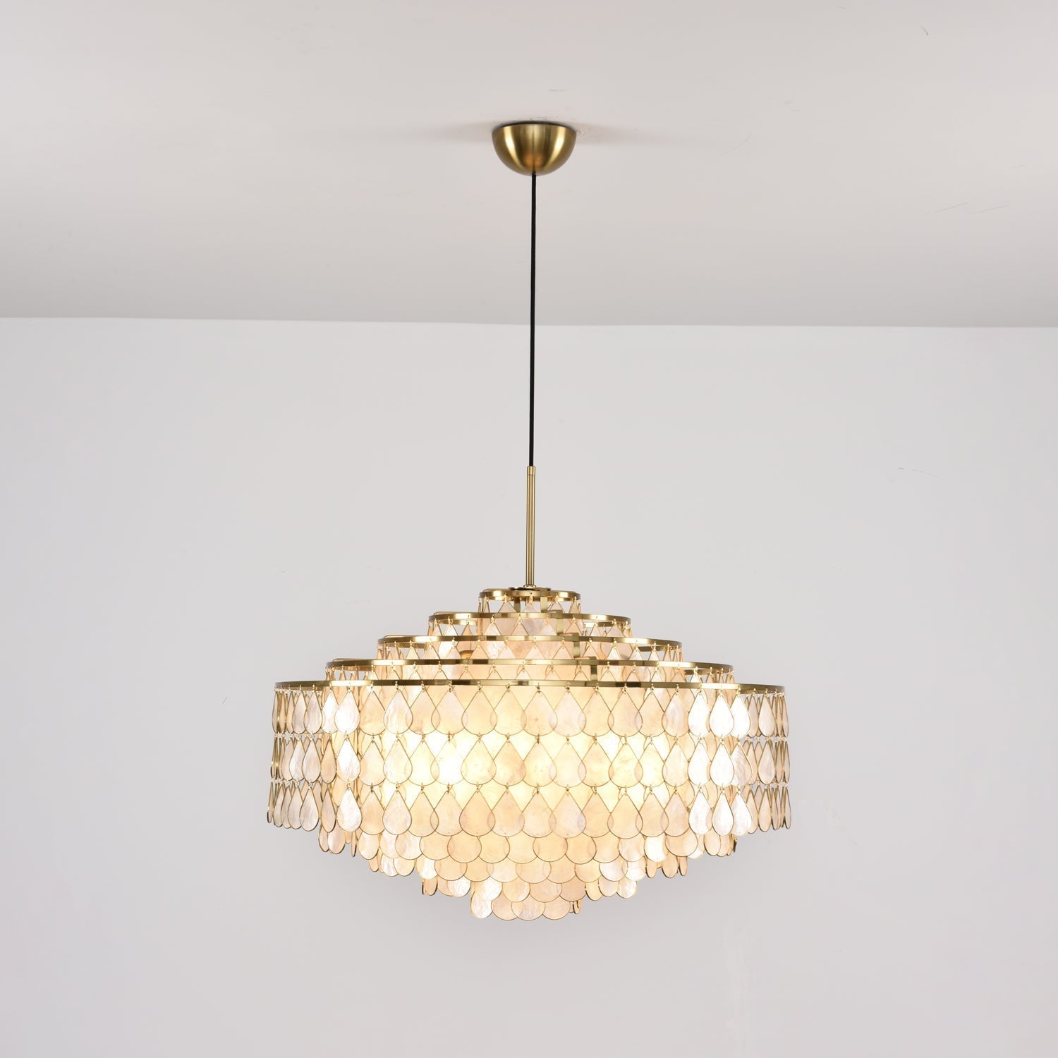 Mateo Lustre Élégant de Luxe - Neutralighting