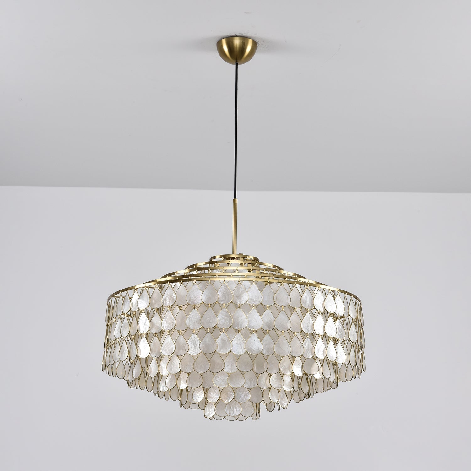Mateo Lustre Élégant de Luxe - Neutralighting