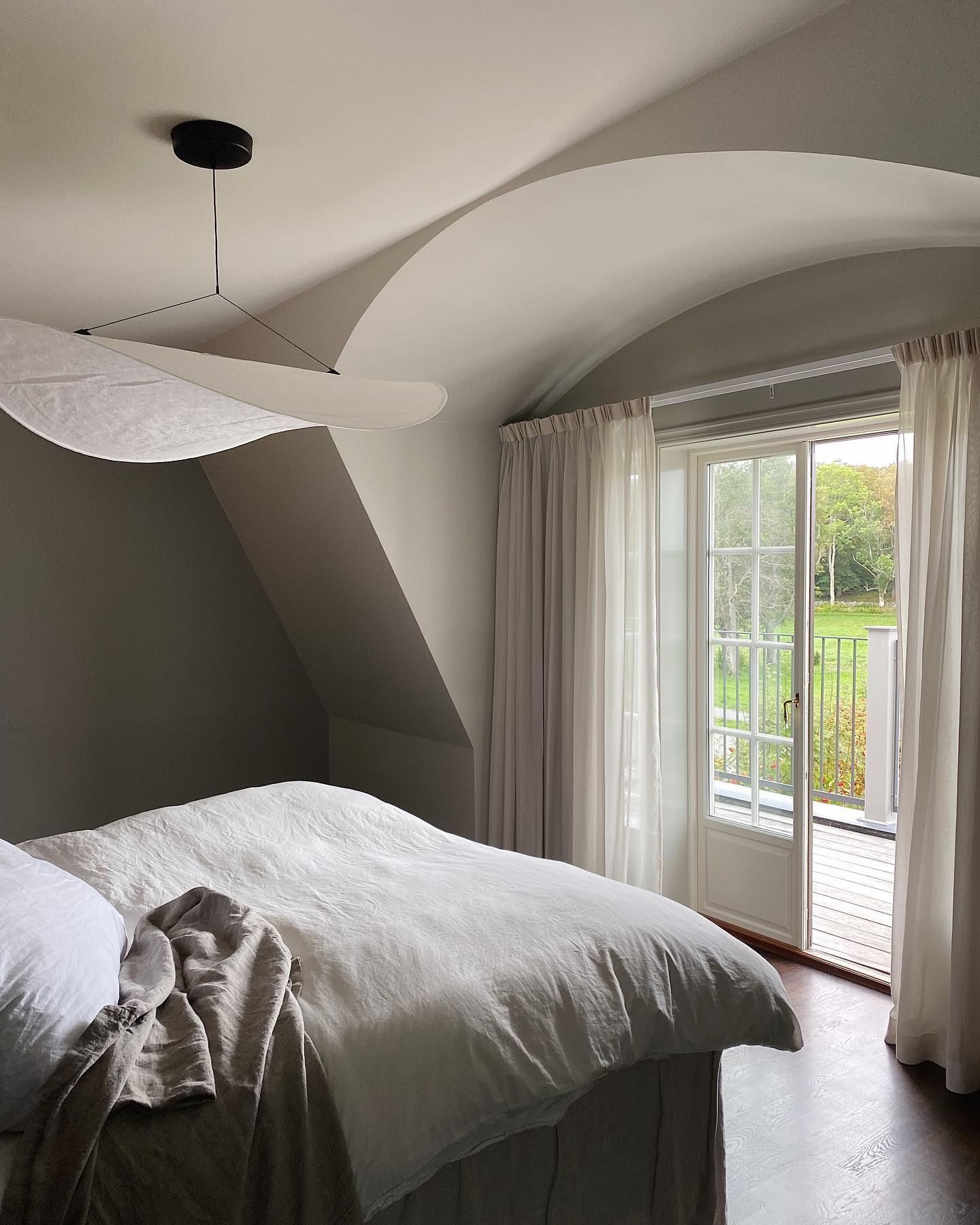 Elsolir Moderne Minimaliste Papier Suspension - Neutralighting