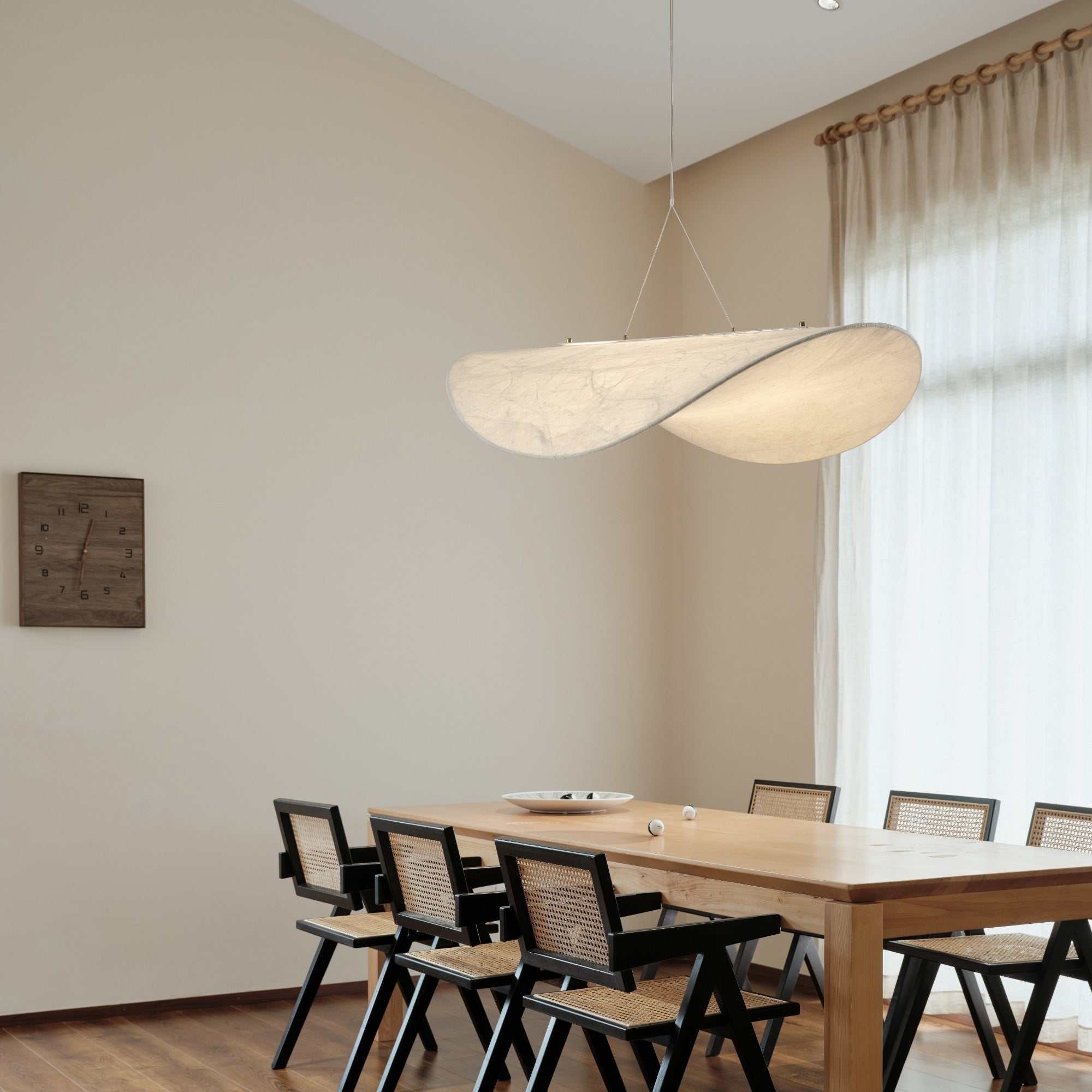 Cuzora Suspension en Soie Nordique Élégante - Neutralighting