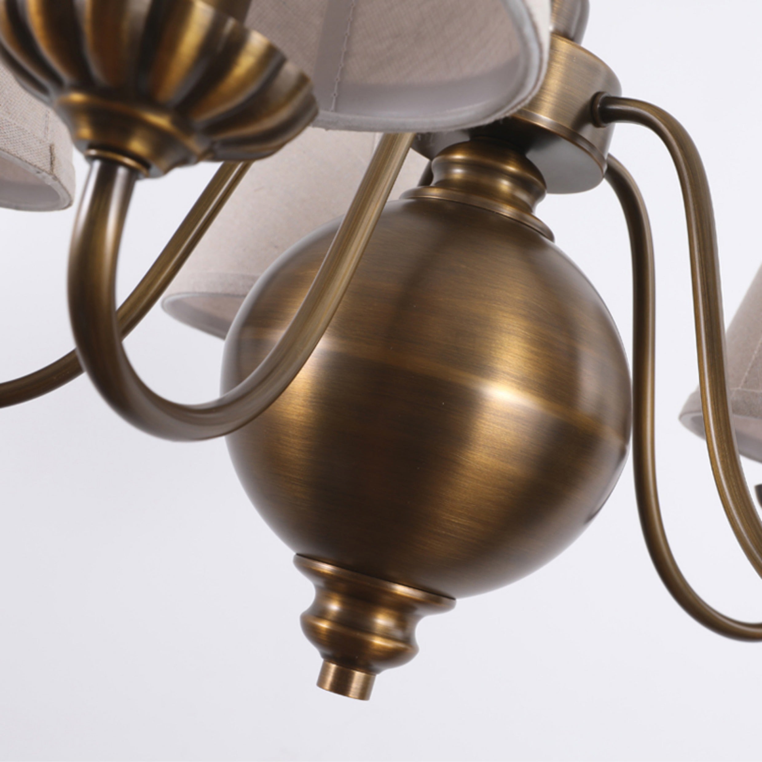 Tofty Postmodern Luxe Tissu Lustre - Neutralighting