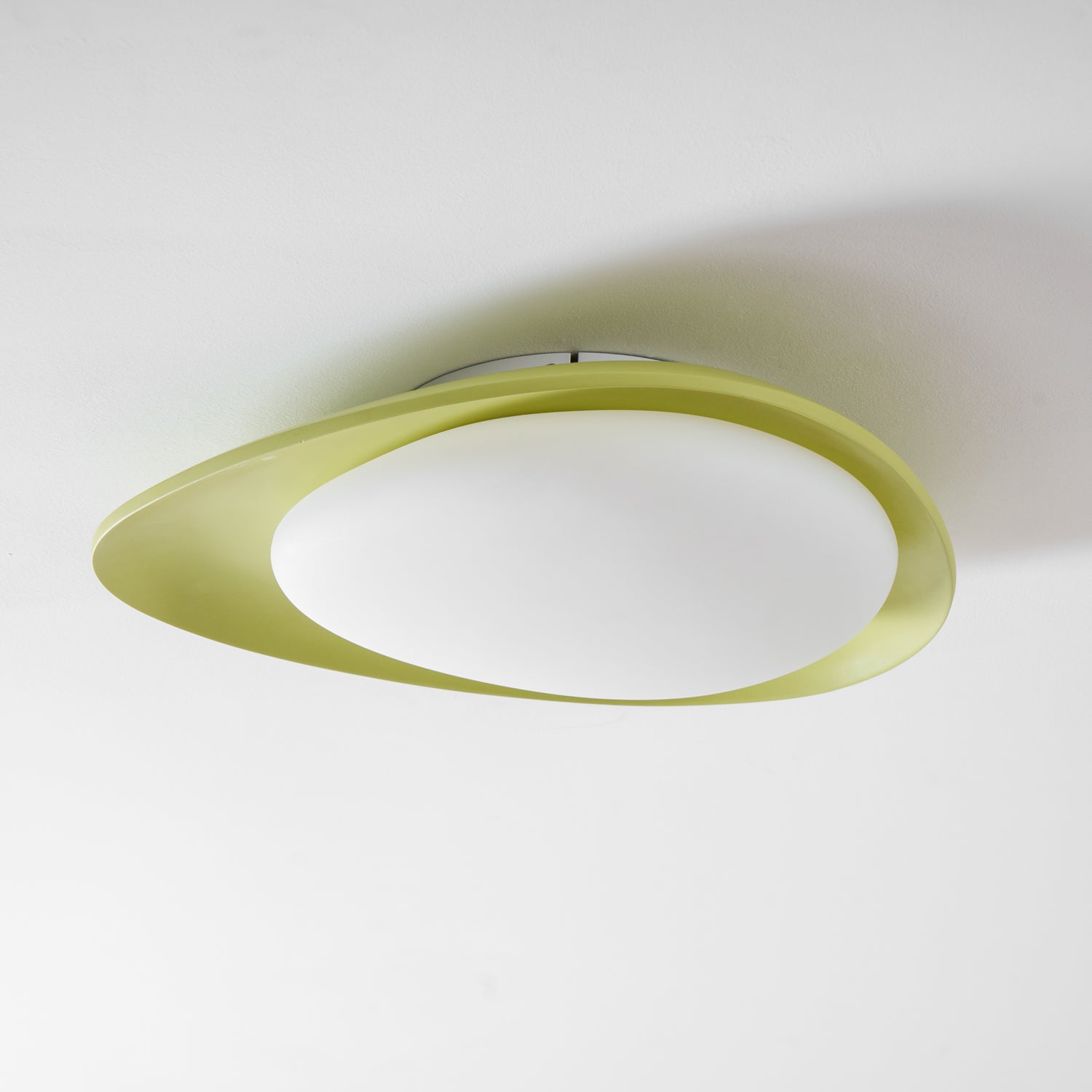 Solara Suspension Résine Ovale Douce Contemporaine - Neutralighting
