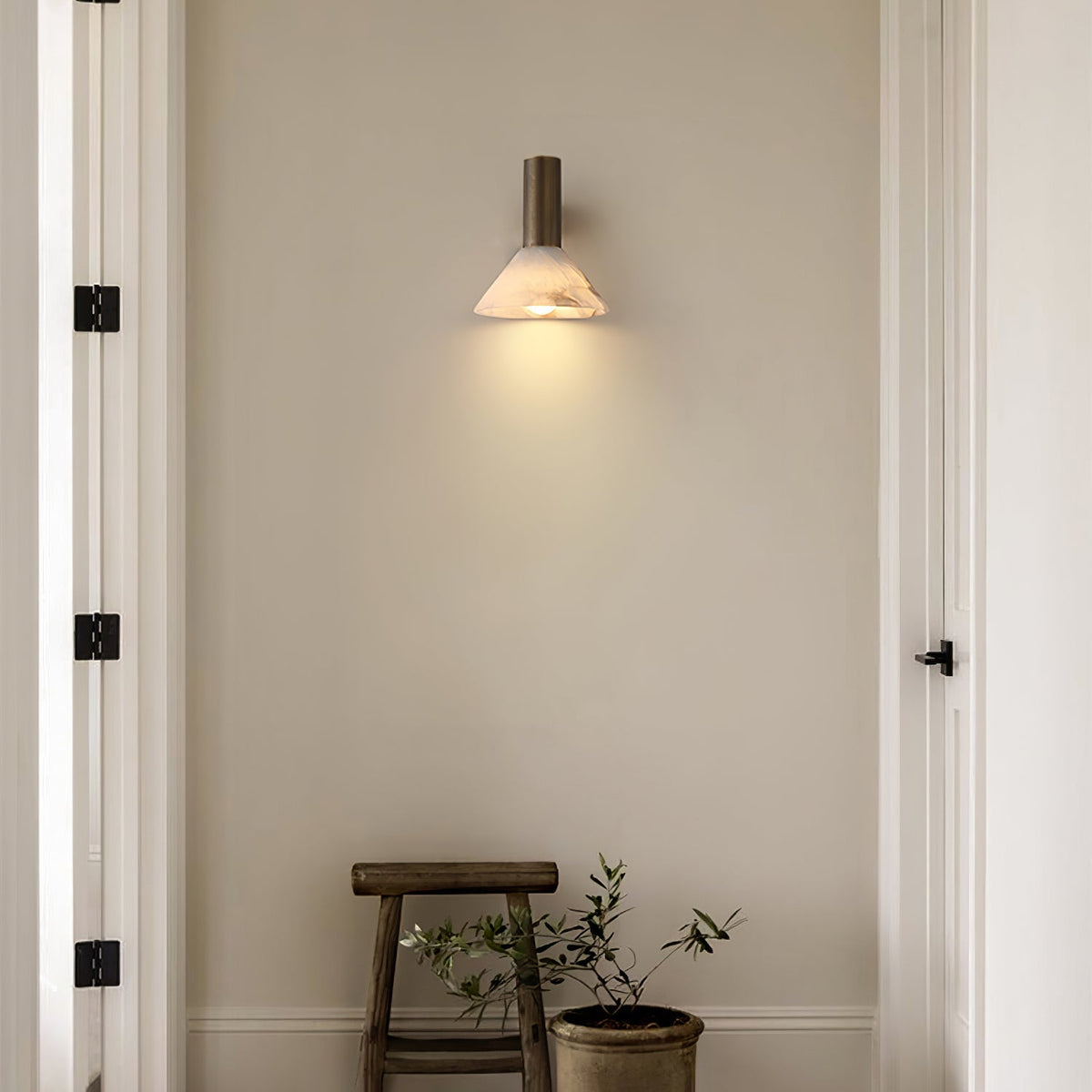 Eurnoria Applique Murale Conique en Albâtre - Neutralighting