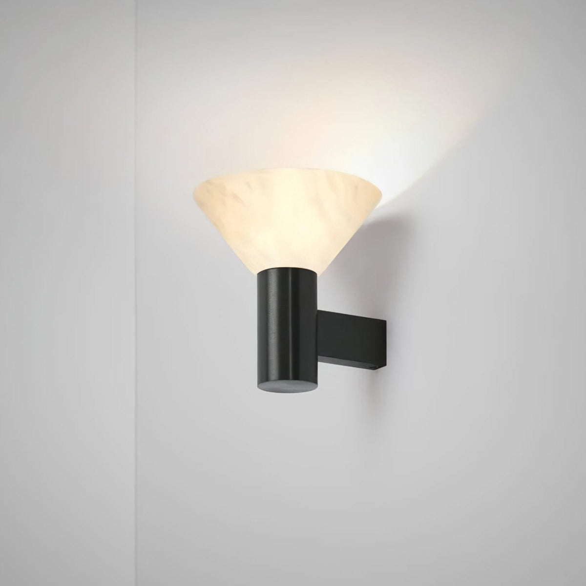 Eurnoria Applique Murale Conique en Albâtre - Neutralighting
