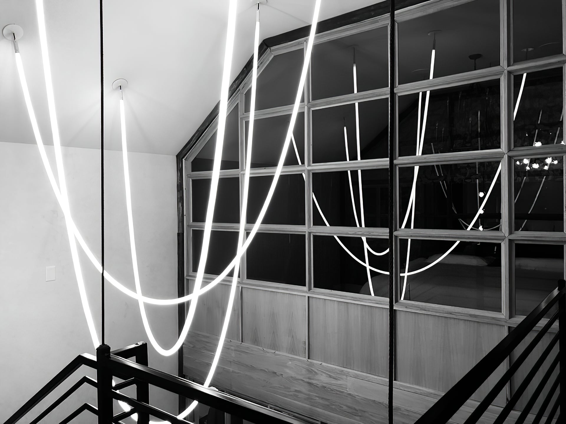 Solara Suspension Courbe Flexible Silicone Laiton - Neutralighting