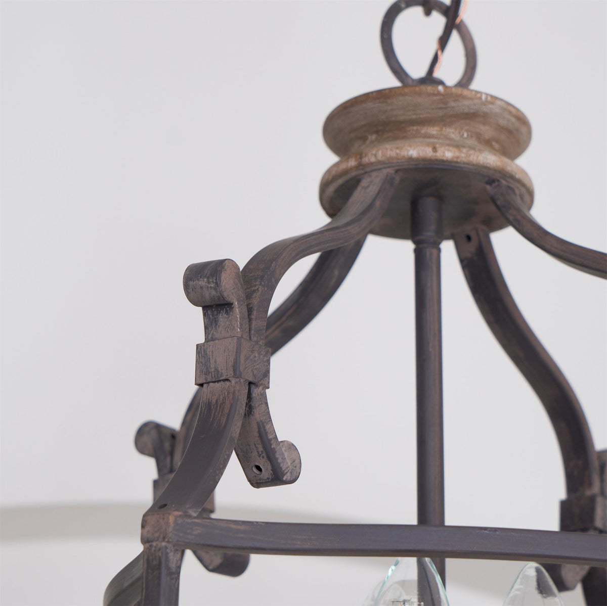 Alirora Traditionnel Volière Sculpté à la Main Bois Lustre - Neutralighting