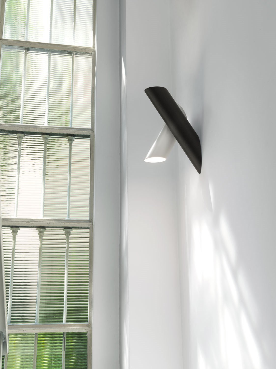 Luna Lampe Murale Métallique Minimaliste - Neutralighting