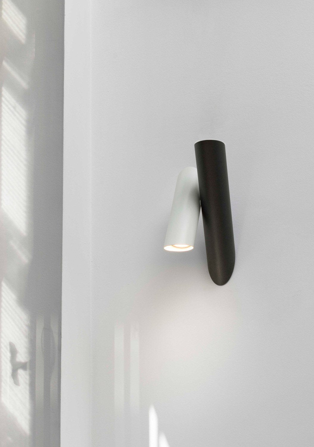 Luna Lampe Murale Métallique Minimaliste - Neutralighting