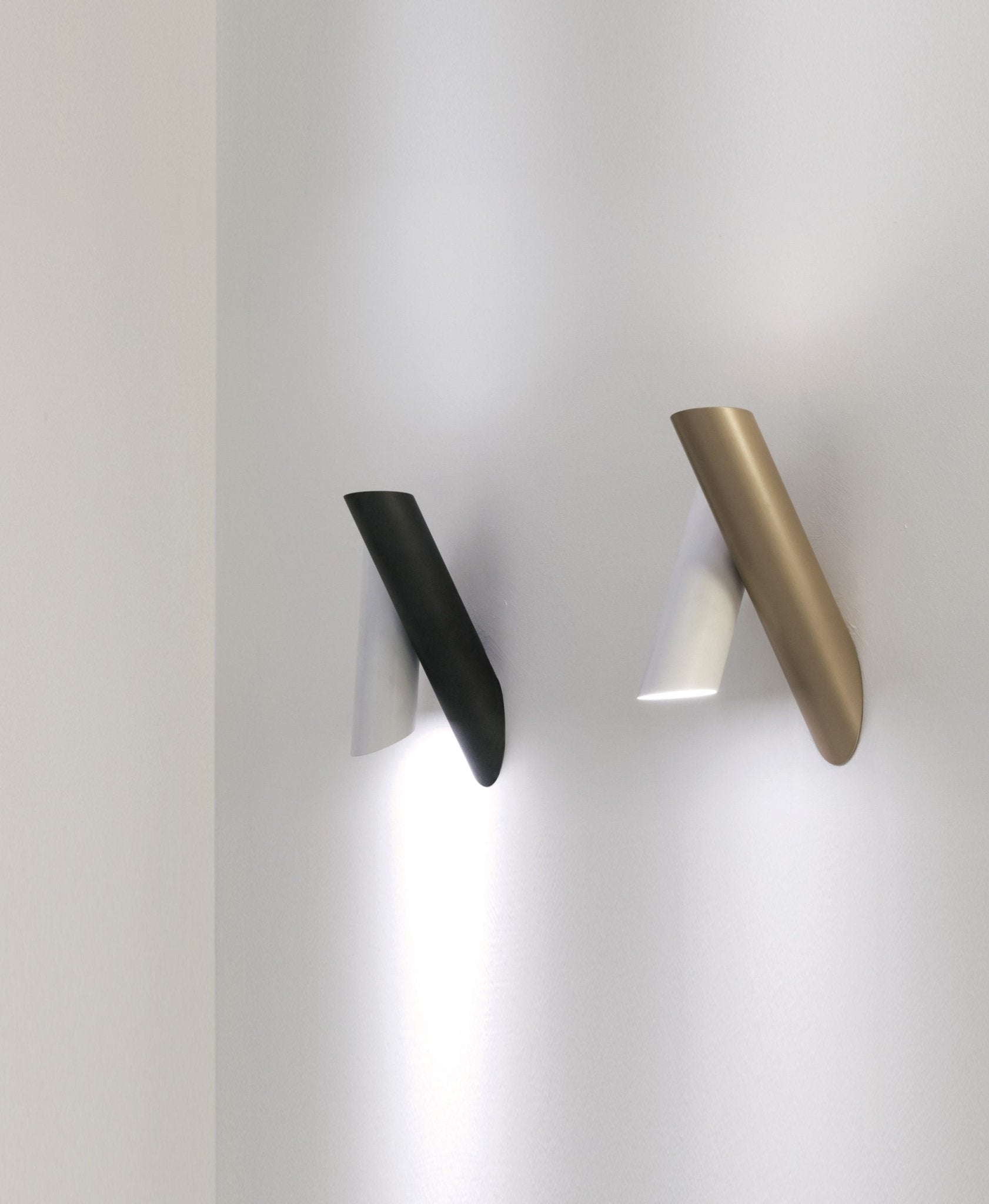 Luna Lampe Murale Métallique Minimaliste - Neutralighting