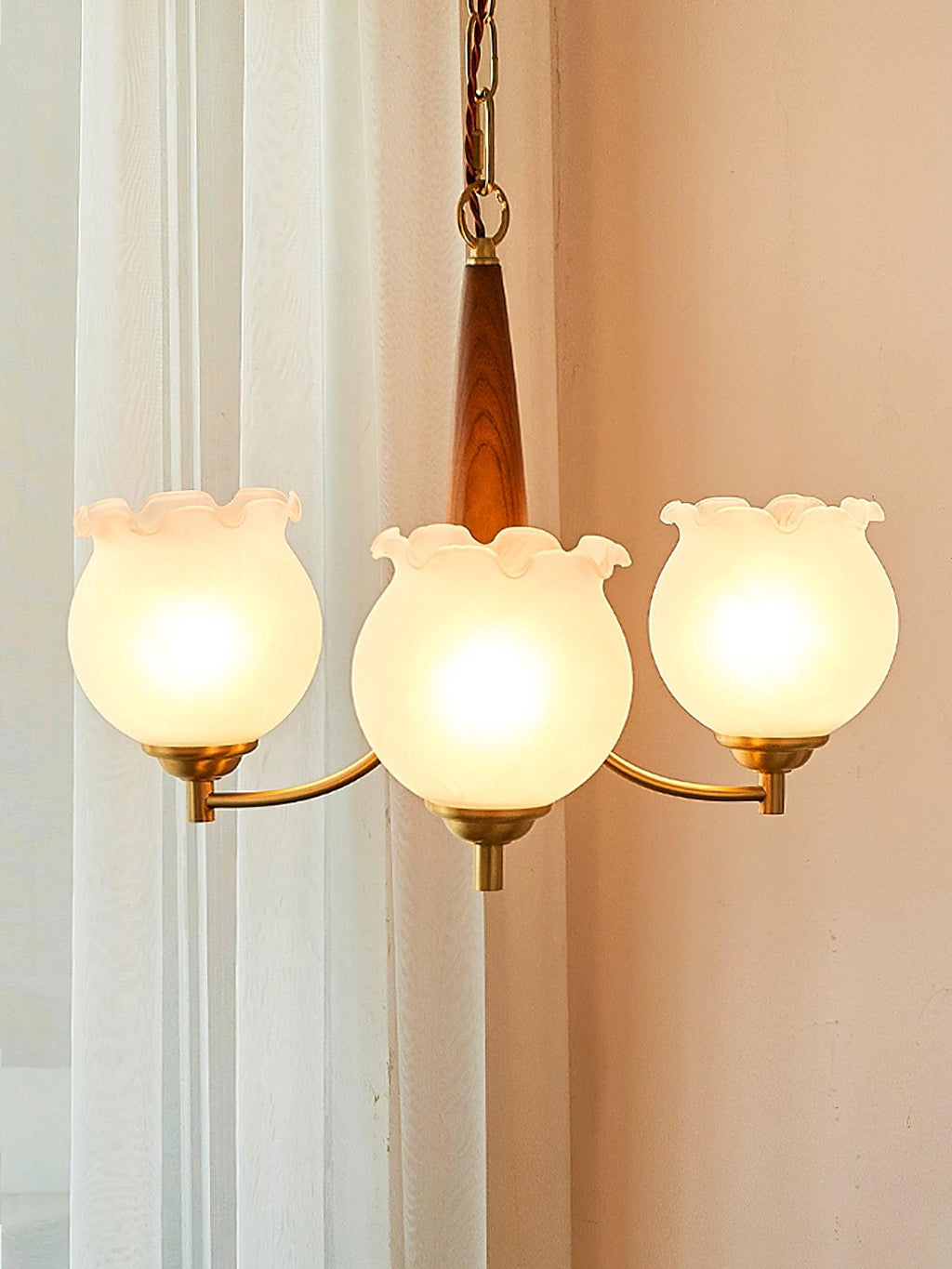 Lustra Chandelier en Verre, Bois et Laiton Vintage - Neutralighting