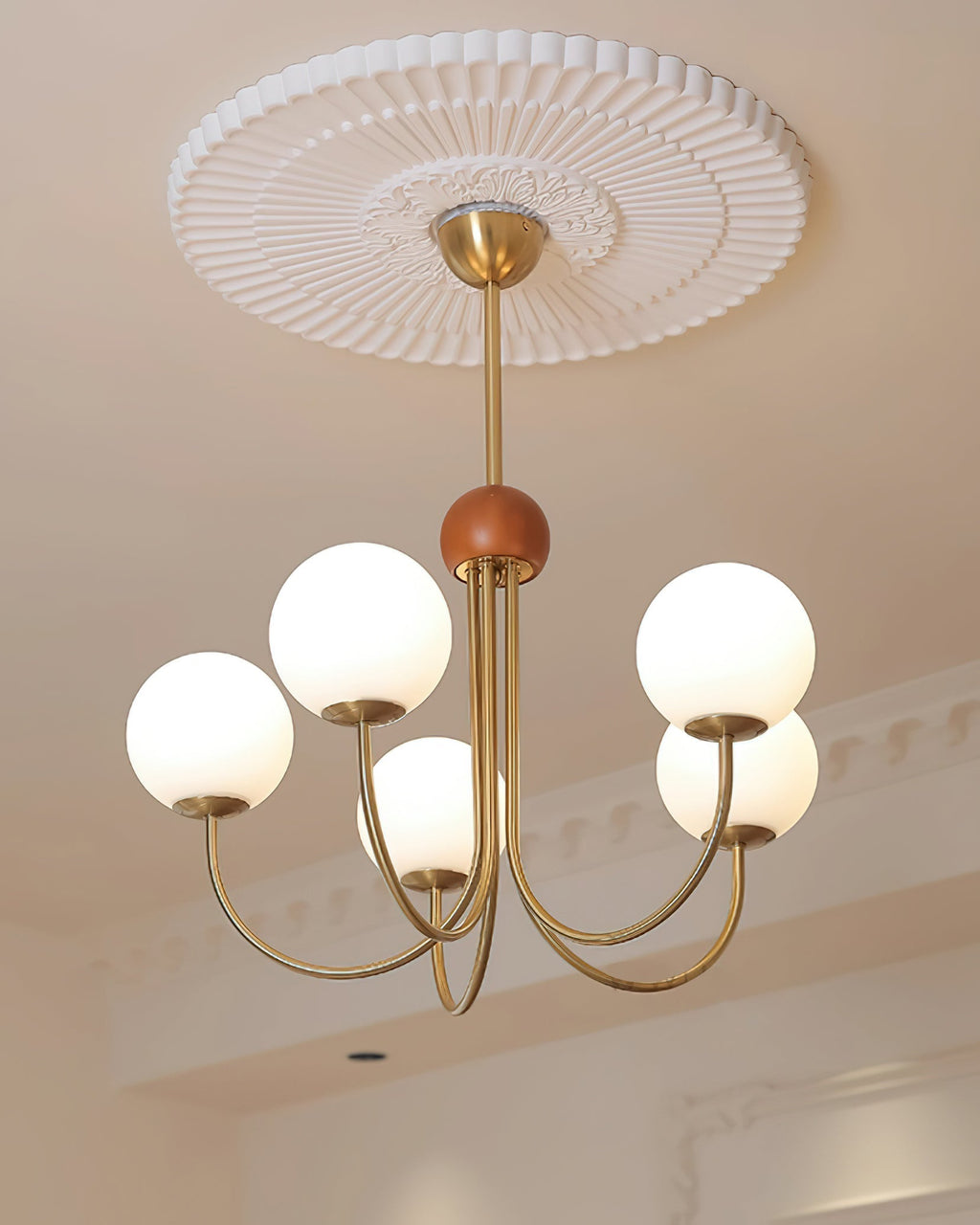 Candil Lustre moderne en laiton et verre globe - Neutralighting