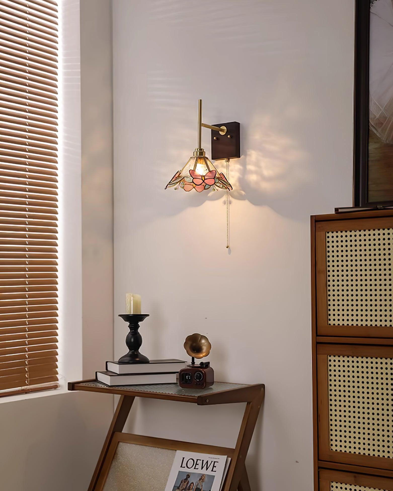 Valerie Applique Murale Charme Vintage Papillon - Neutralighting