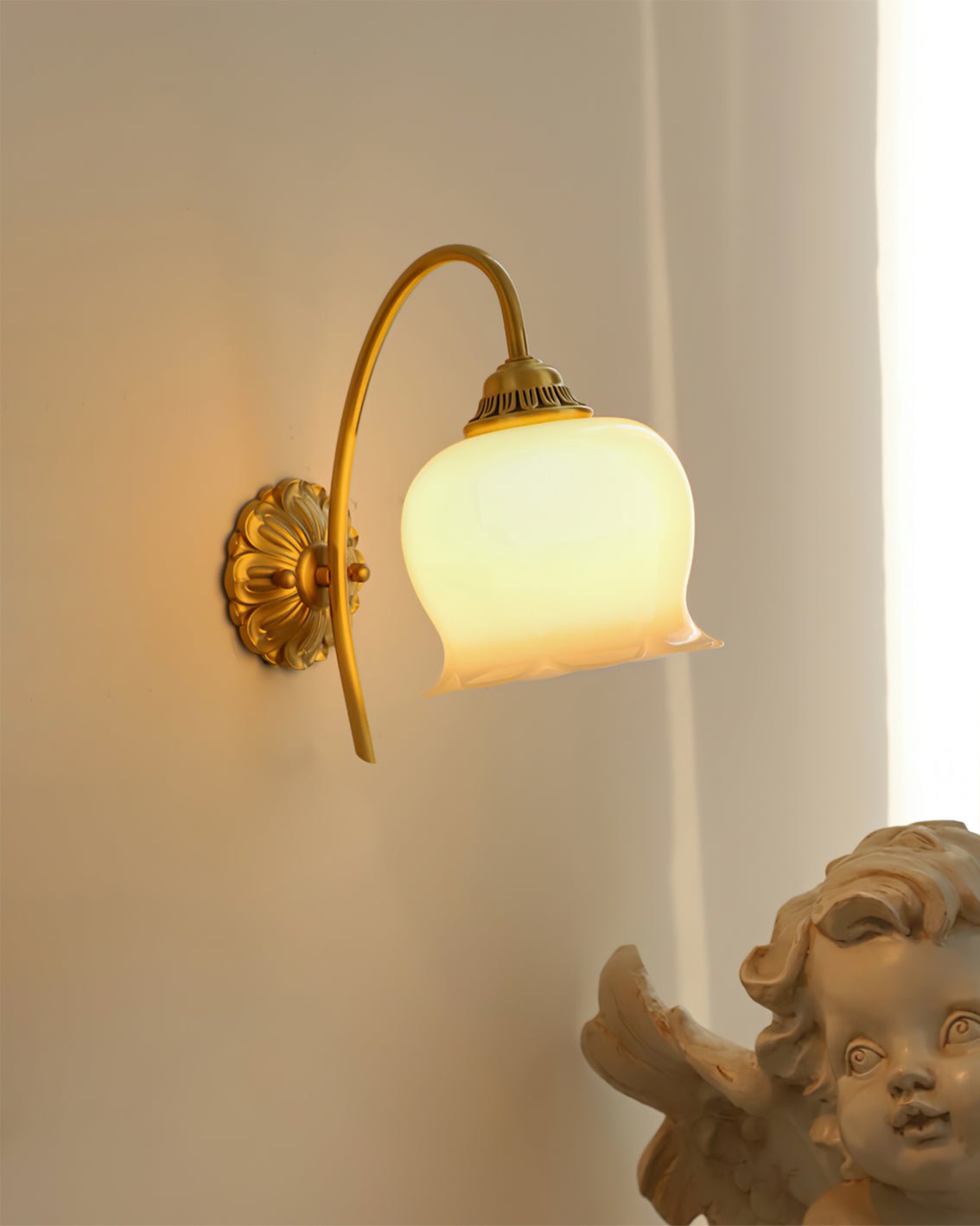 Vivinir Applique Murale en Laiton et Résine Fleur - Neutralighting