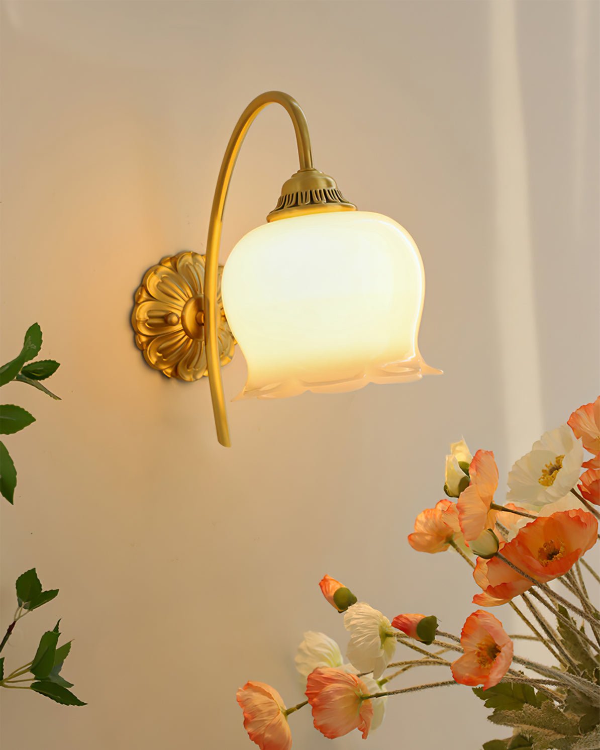 Vivinir Applique Murale en Laiton et Résine Fleur - Neutralighting
