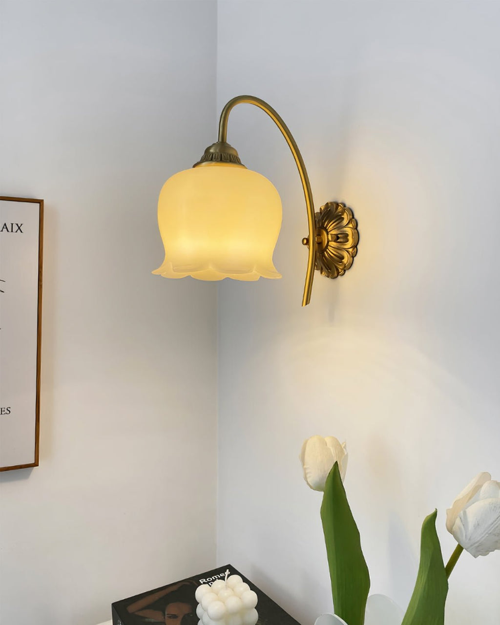 Vivinir Applique Murale en Laiton et Résine Fleur - Neutralighting