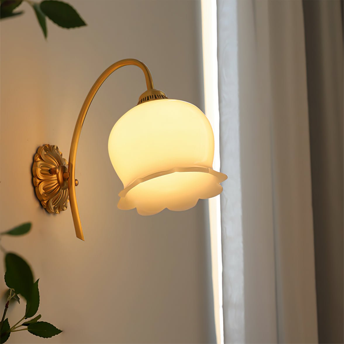 Vivinir Applique Murale en Laiton et Résine Fleur - Neutralighting