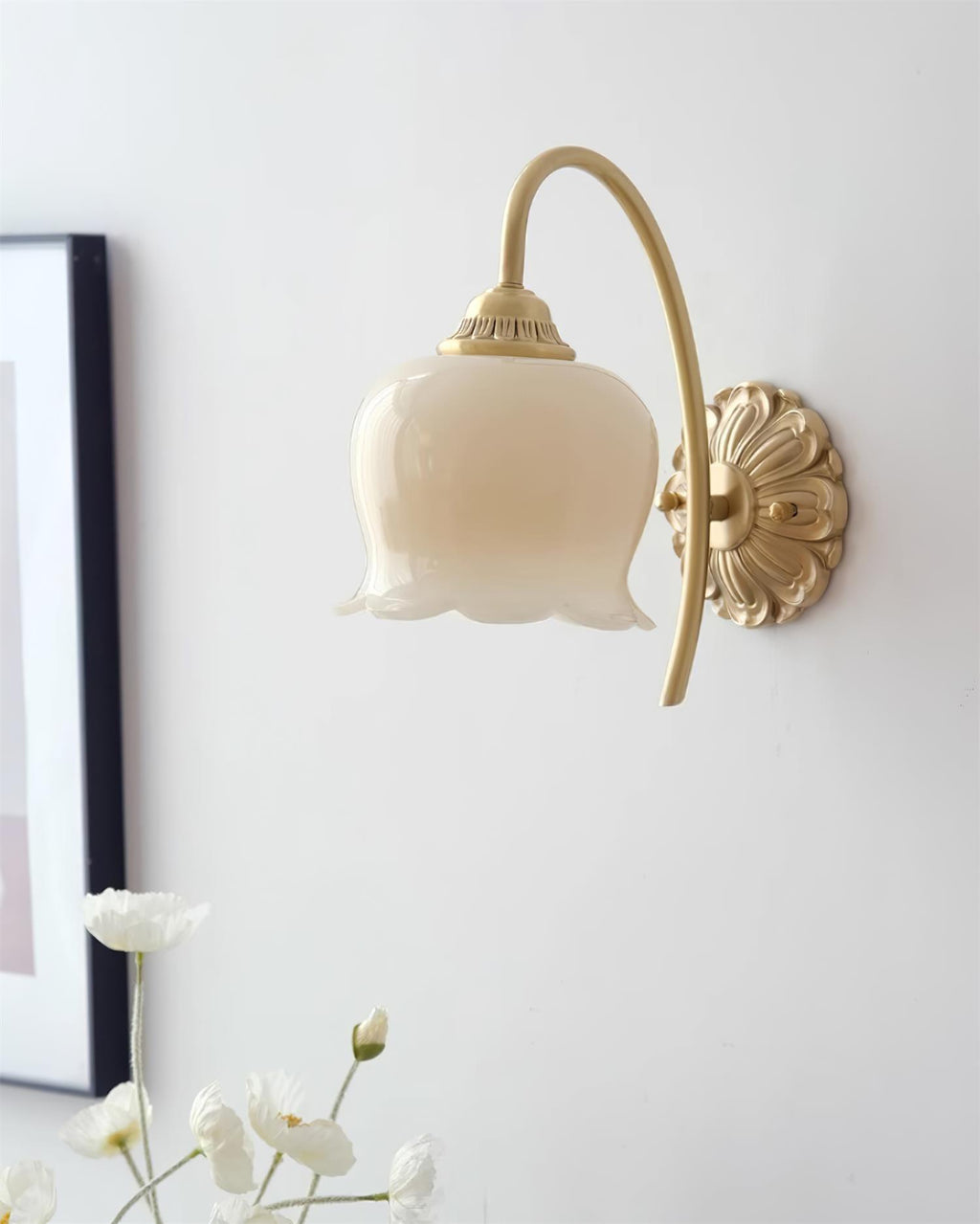 Vivinir Applique Murale en Laiton et Résine Fleur - Neutralighting