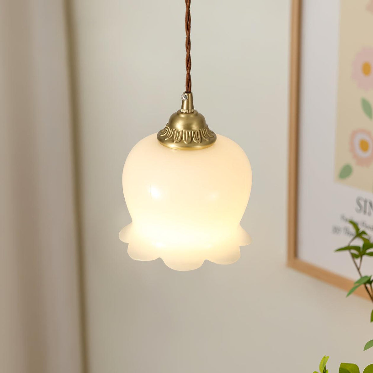 Solviance Suspension Glam en Laiton et Résine - Neutralighting