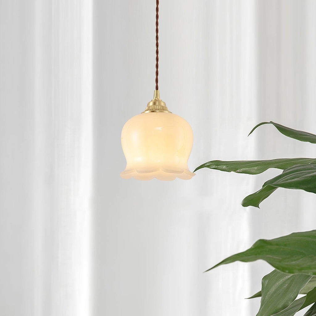 Solviance Suspension Glam en Laiton et Résine - Neutralighting