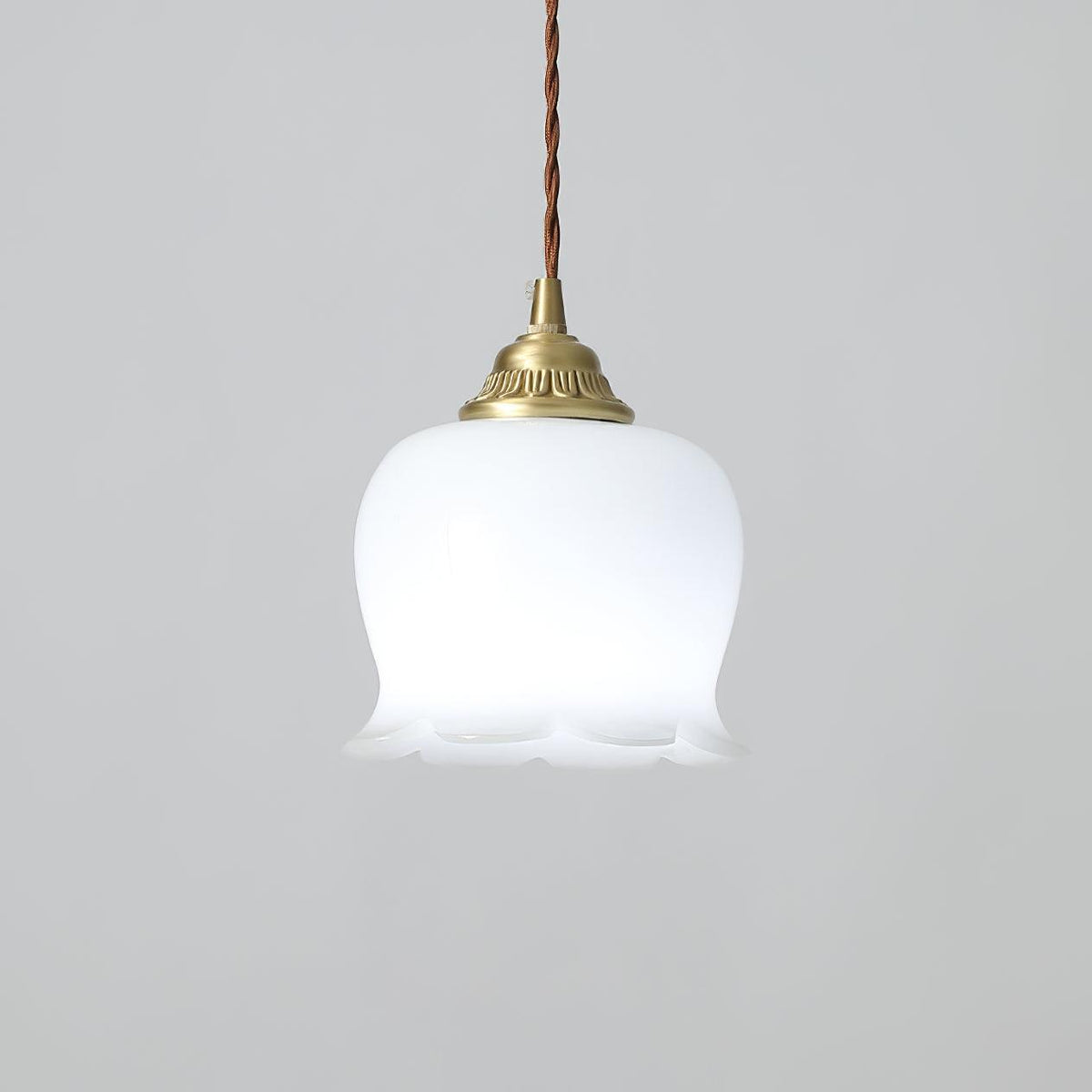 Solviance Suspension Glam en Laiton et Résine - Neutralighting