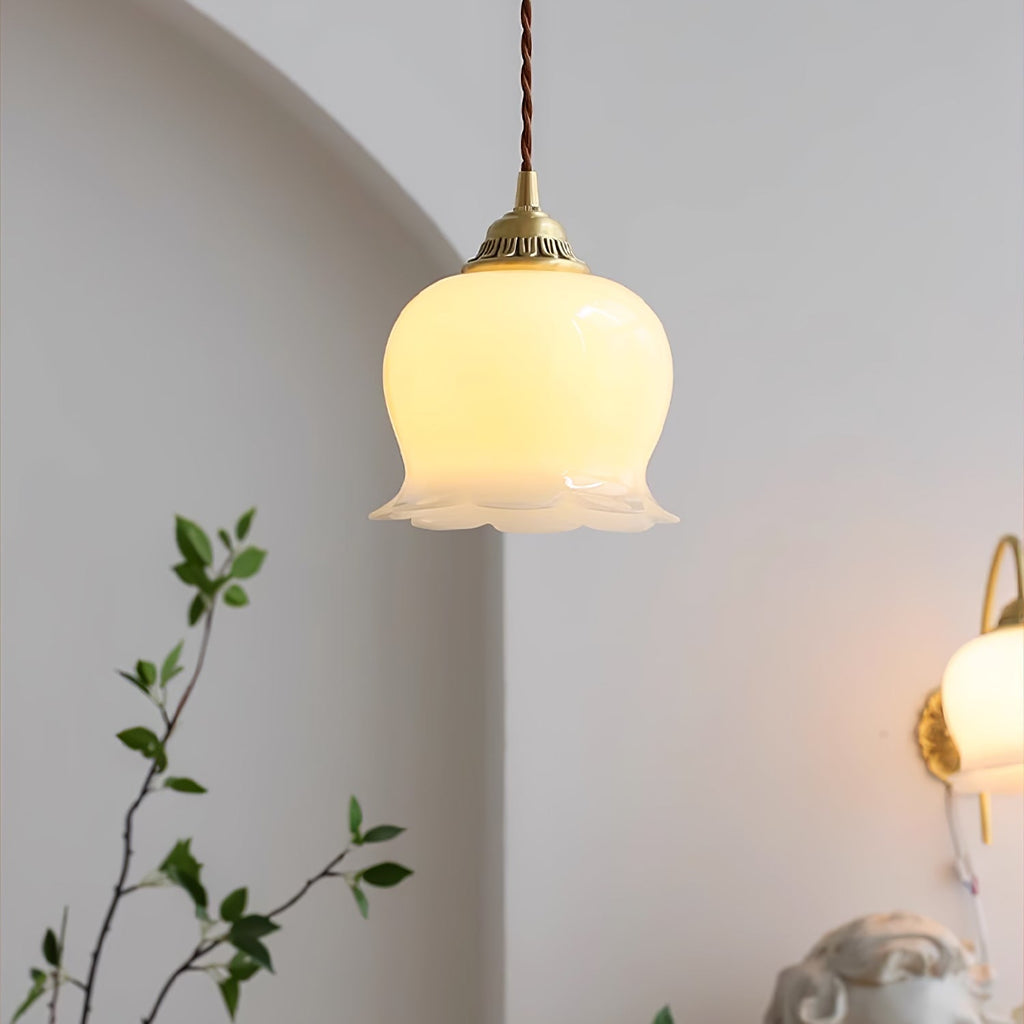 Solviance Suspension Glam en Laiton et Résine - Neutralighting