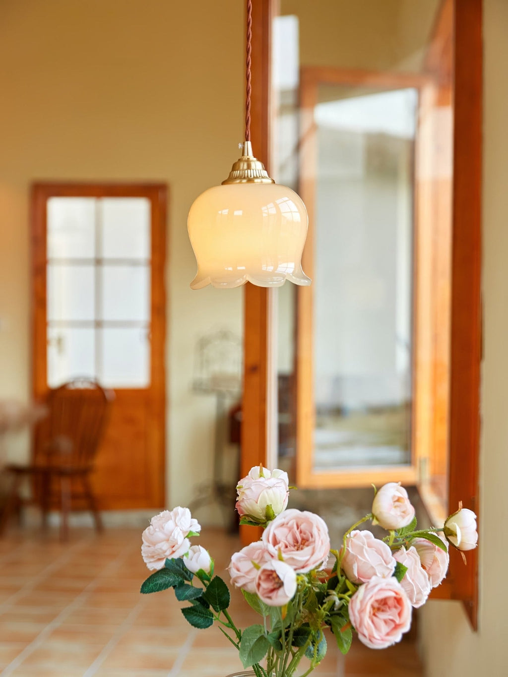 Solviance Suspension Glam en Laiton et Résine - Neutralighting
