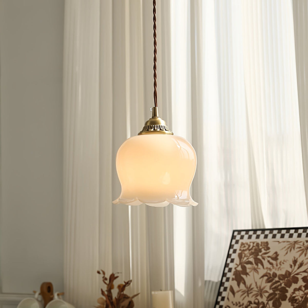 Solviance Suspension Glam en Laiton et Résine - Neutralighting