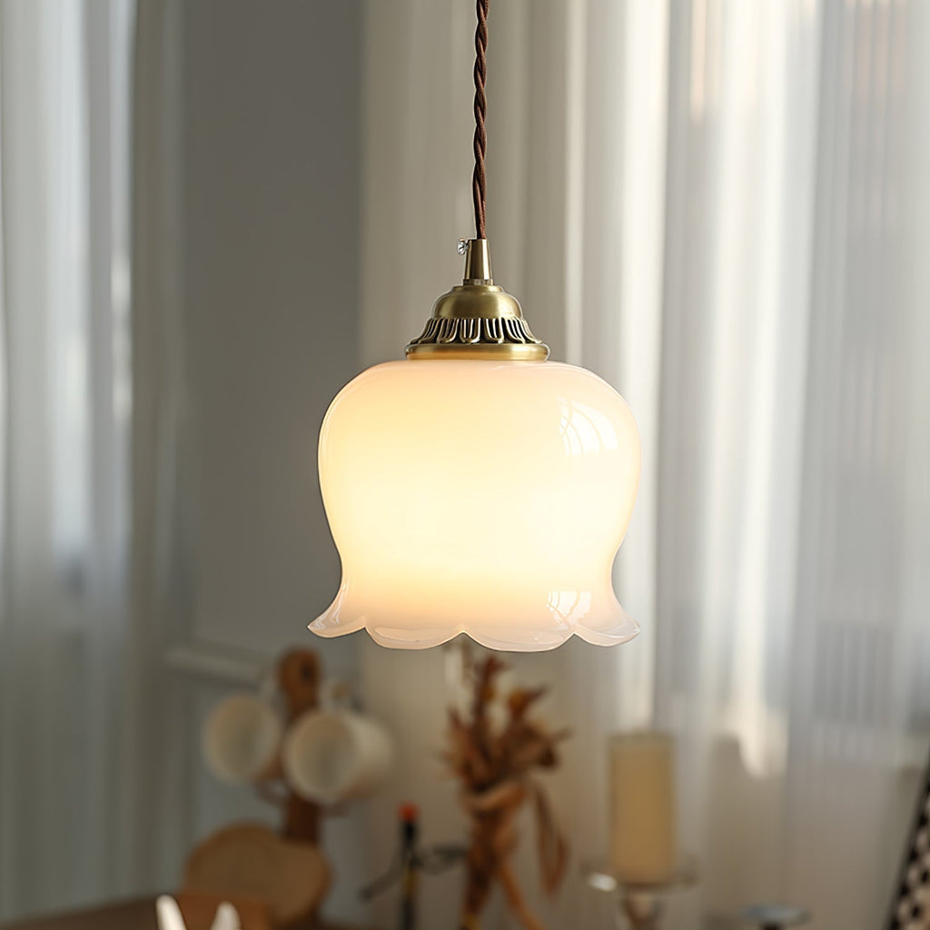 Solviance Suspension Glam en Laiton et Résine - Neutralighting