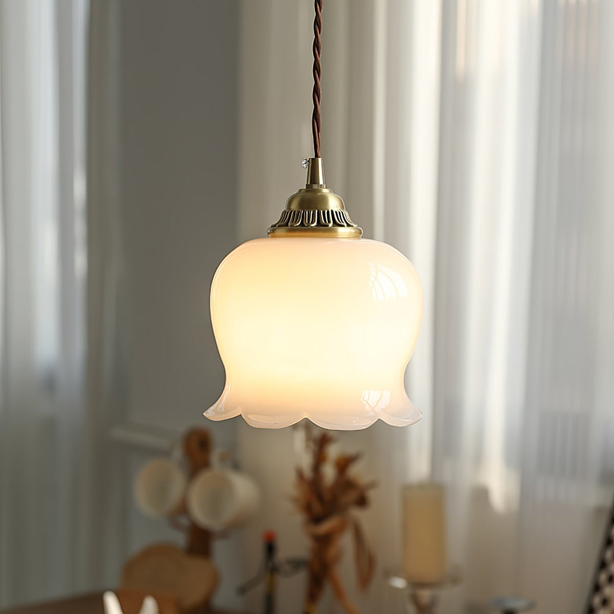 Solviance Suspension Glam en Laiton et Résine - Neutralighting
