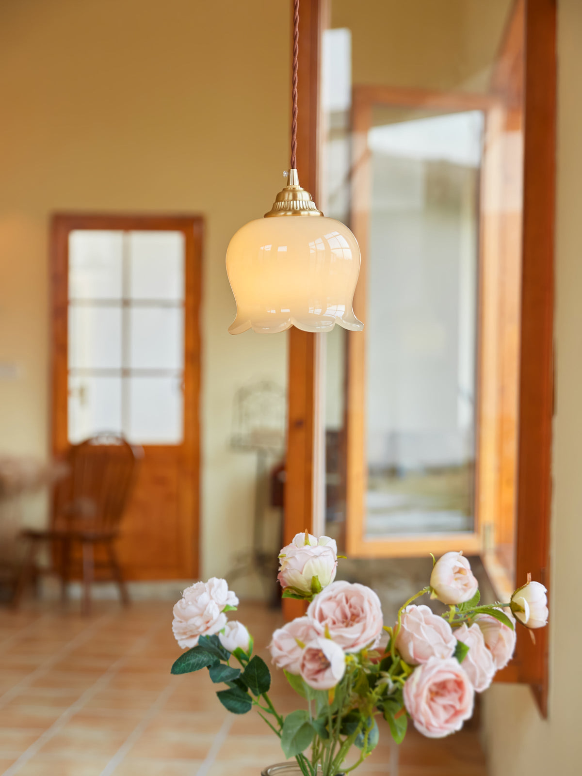 Solviance Suspension Glam en Laiton et Résine - Neutralighting