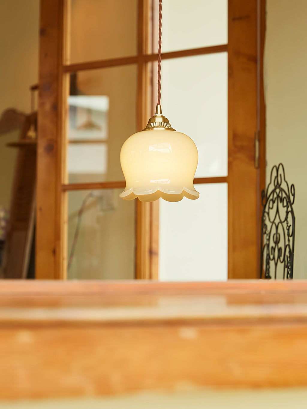Solviance Suspension Glam en Laiton et Résine - Neutralighting