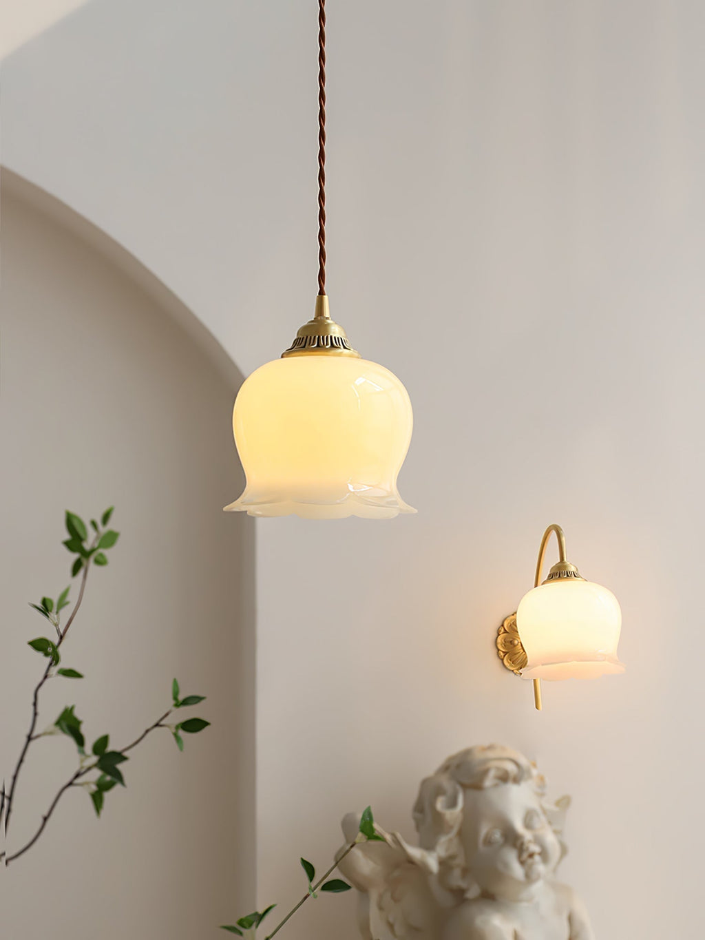 Solviance Suspension Glam en Laiton et Résine - Neutralighting