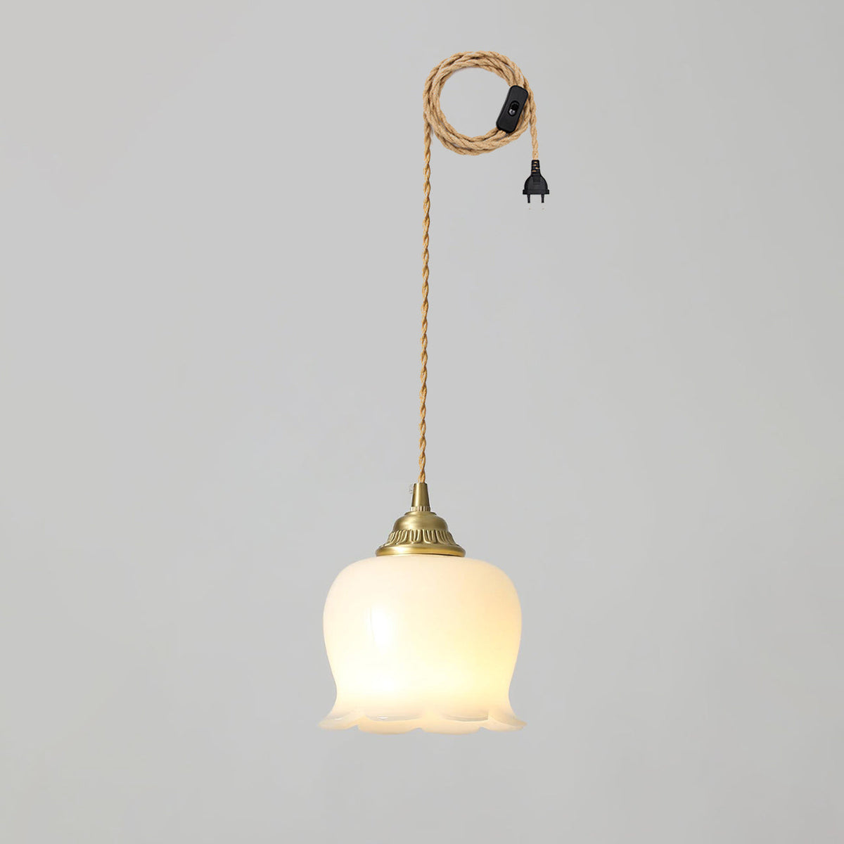 Solviance Suspension Glam en Laiton et Résine - Neutralighting