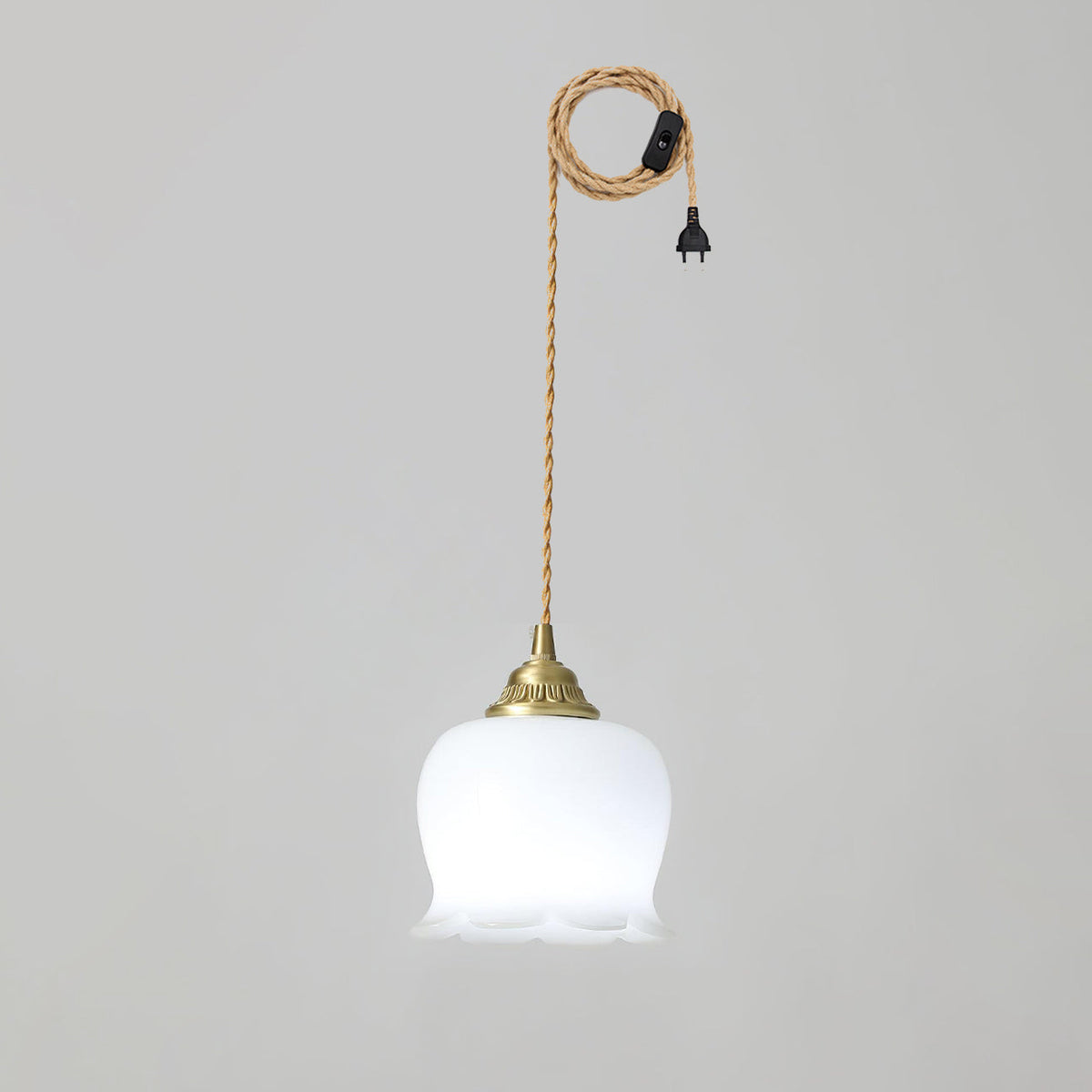 Solviance Suspension Glam en Laiton et Résine - Neutralighting