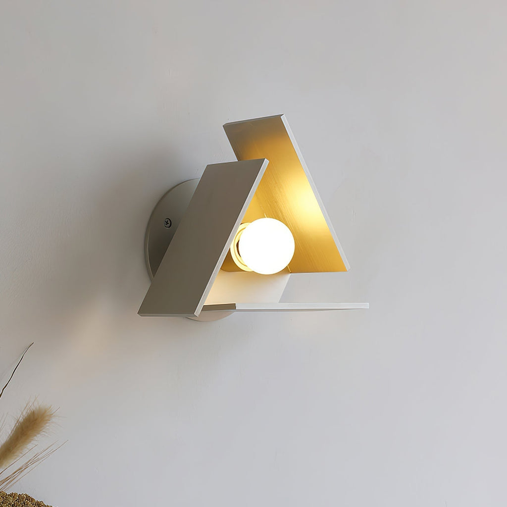 Vanta Applique Murale Géométrique Inspirée de l'Origami - Neutralighting
