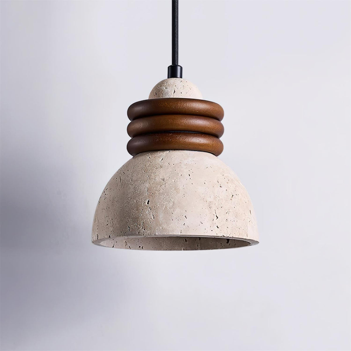 Lampe Suspension Dôme en Travertin Anneaux en Bois de Noyer Ambiance Minimaliste - Neutralighting