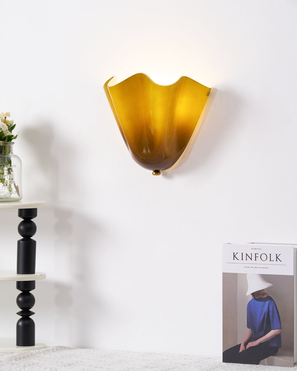 Lustra Lampe Murale Élégante aux Courbes Douces - Neutralighting