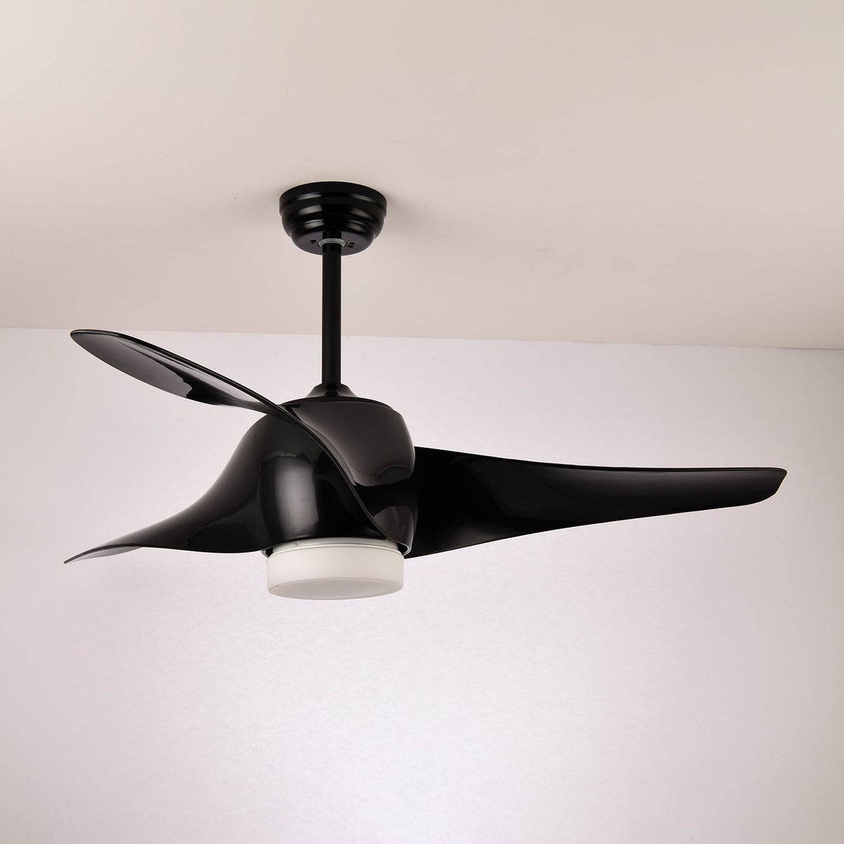 Plafonnier ventilateur AeroGlow