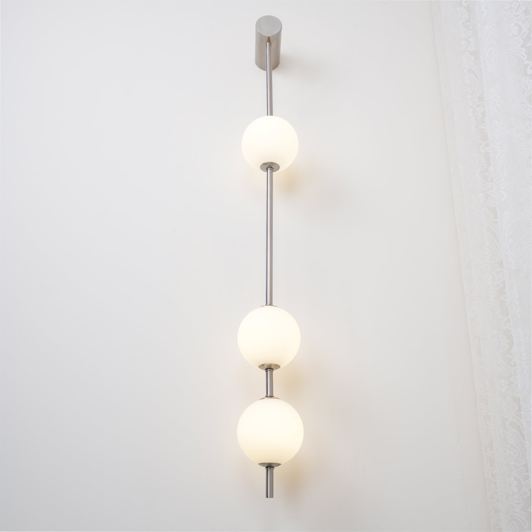 Lustra Applique Murale Sphères Verticales Laiton - Neutralighting