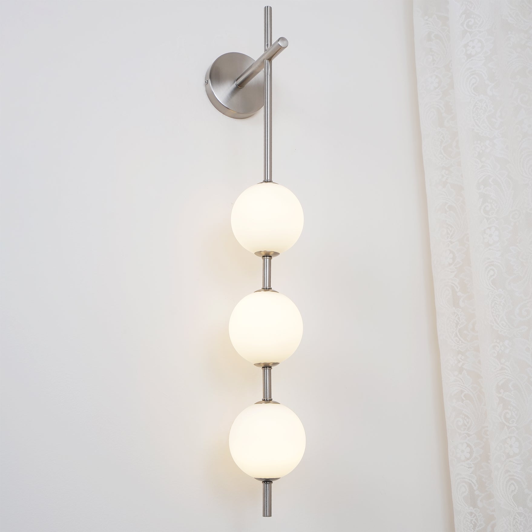 Lustra Applique Murale Globe Vertical Minimaliste - Neutralighting