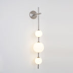 Ilraeia Vertical Globe Plug-in Wall Lamp - Neutralighting