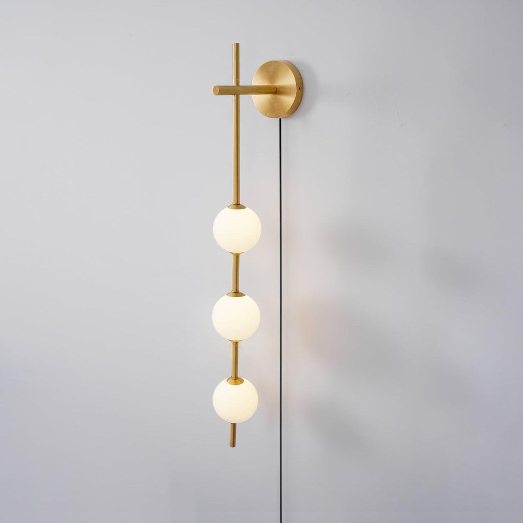 Ilraeia Vertical Globe Plug-in Wall Lamp - Neutralighting