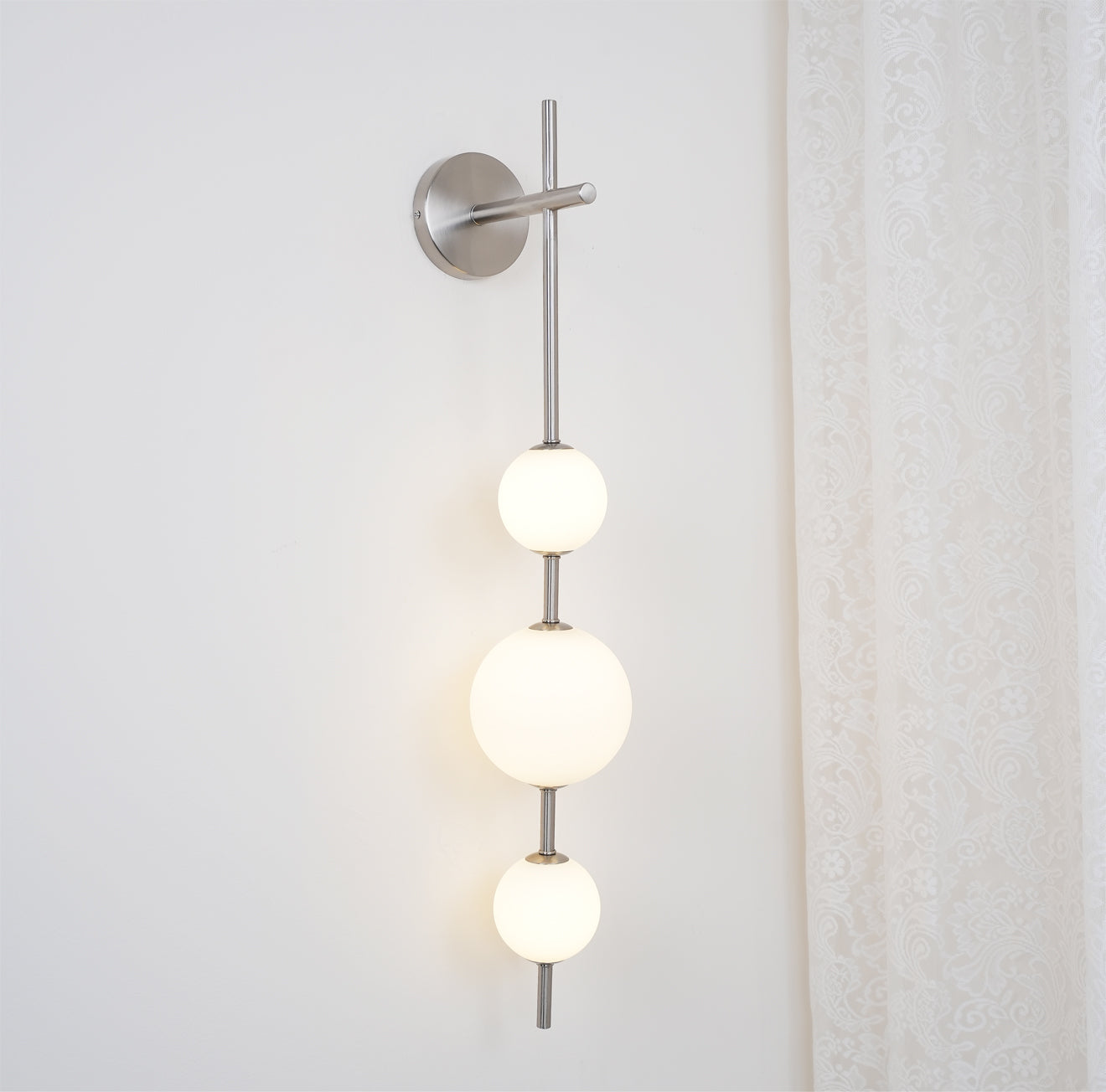 Lustra Applique Murale Globe Vertical Minimaliste - Neutralighting