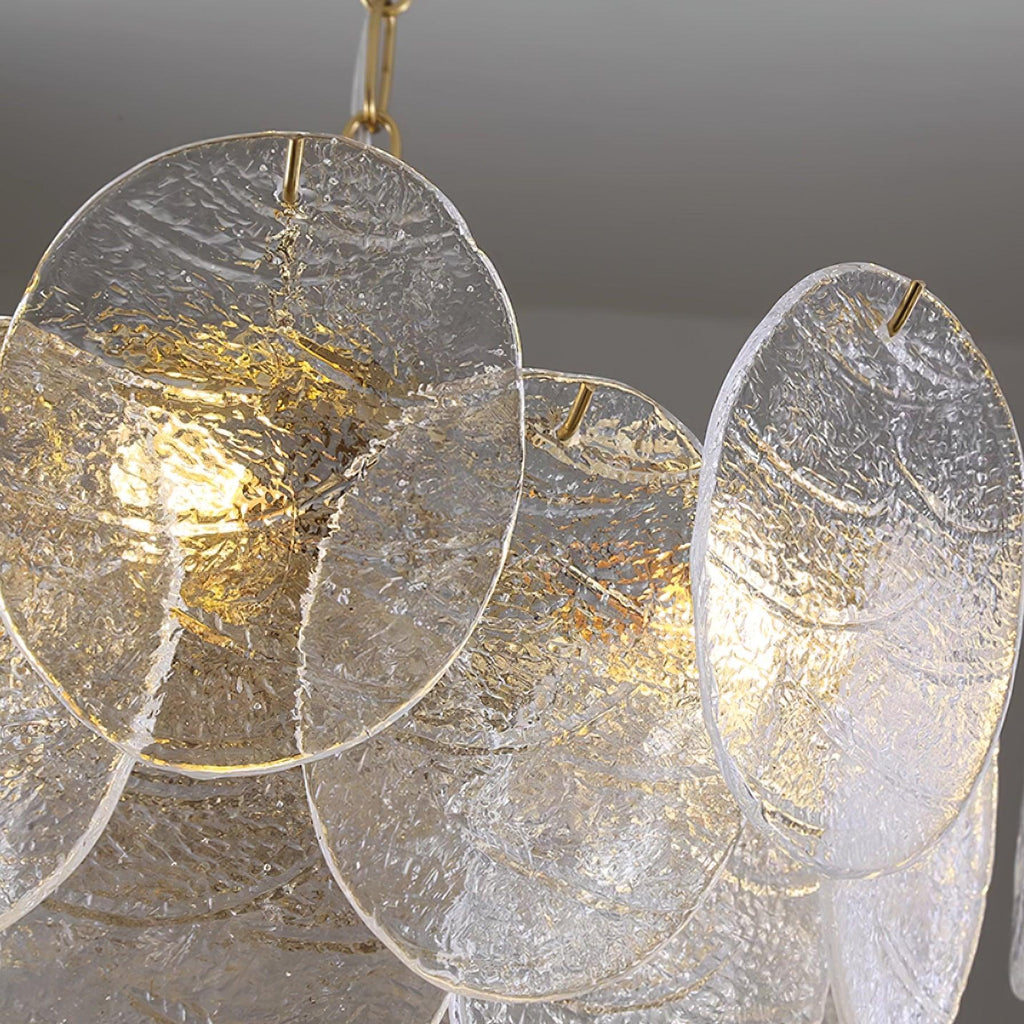 Lustrous Chandelier Victorien en Verre Finition Dorée - Neutralighting