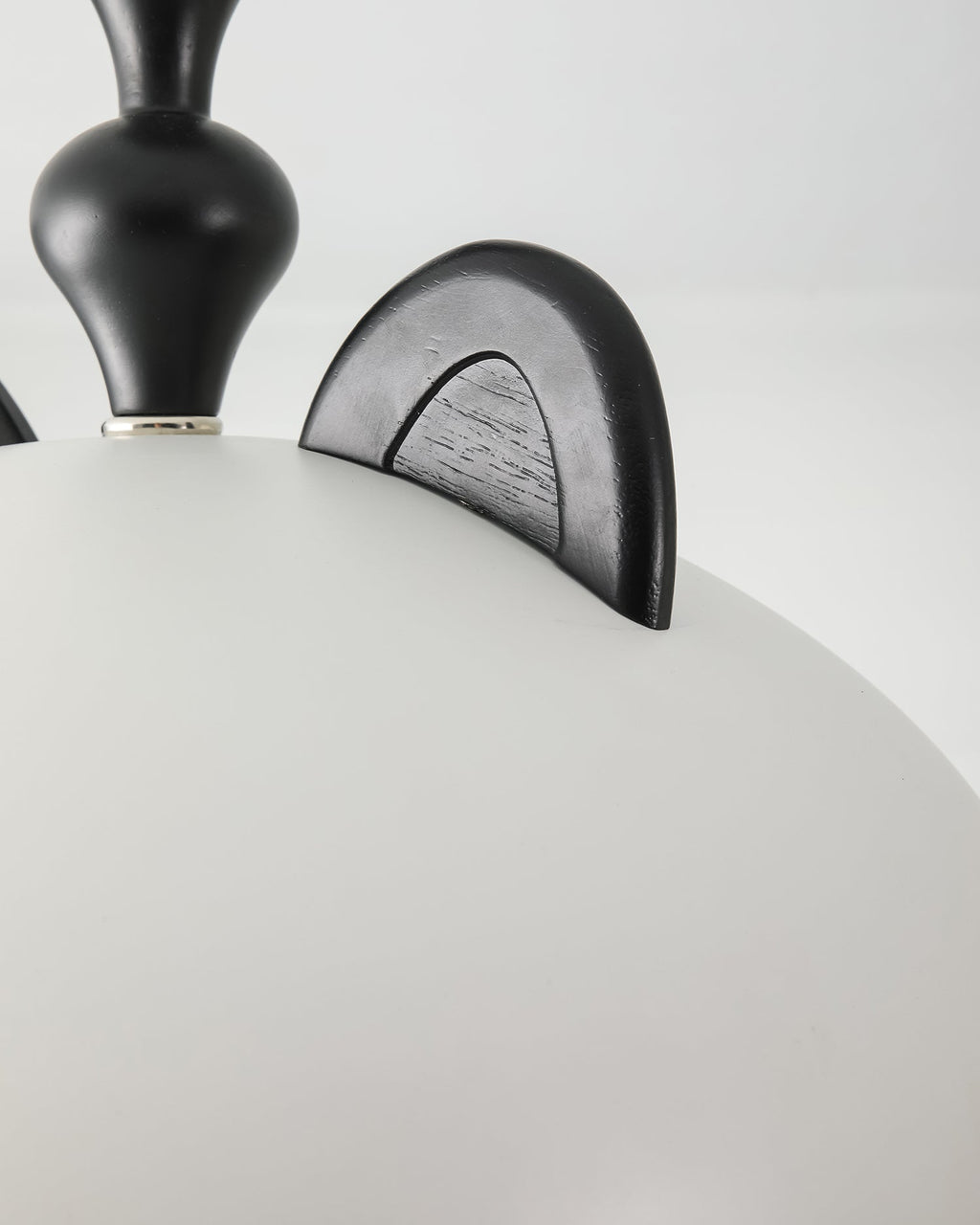 Cat Plafonnier Dôme Brillant Oreilles en Bois - Neutralighting