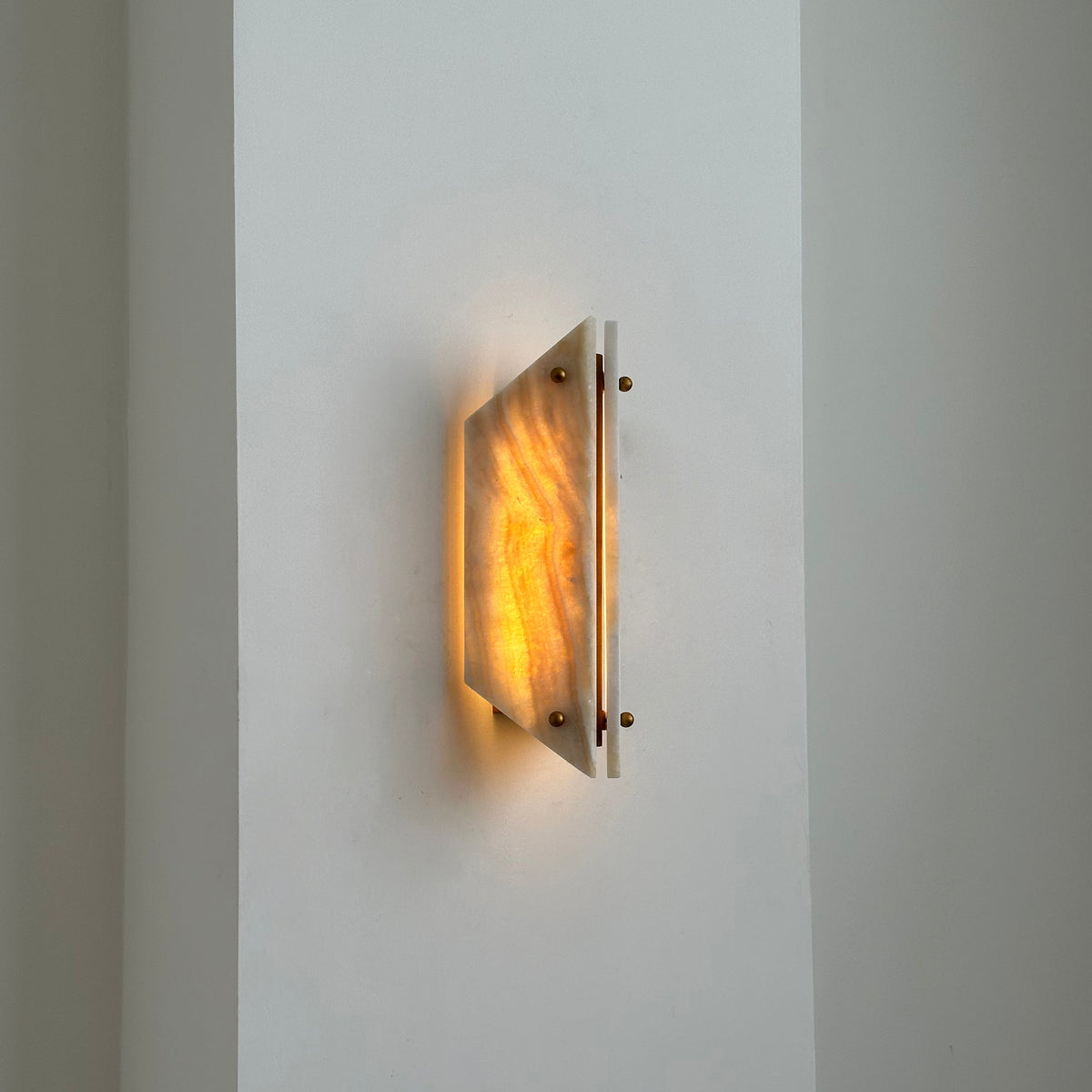 Elaeira Applique Murale Créative En Albâtre - Neutralighting