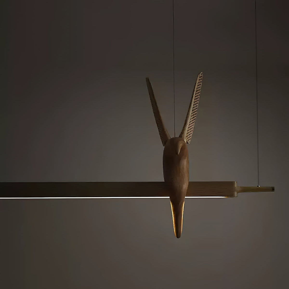 Varinisra Sculptural Oak Pendant Light - Neutralighting